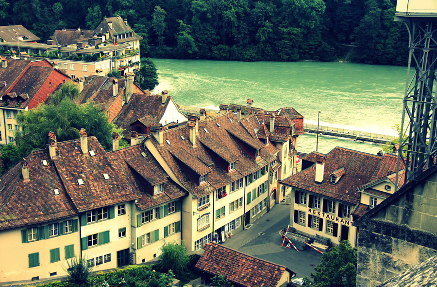 [- Cando o río sona... -] Berna (Suiza)