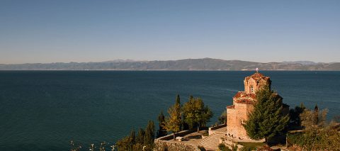 Balcón al lago